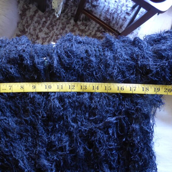 QUIRKY GOTH VAMPIRE 80'S STY TRUE BLACK SHAGGY 1 HOOK CLOSURE CARDIGAN JACKET OS - Picture 7 of 13